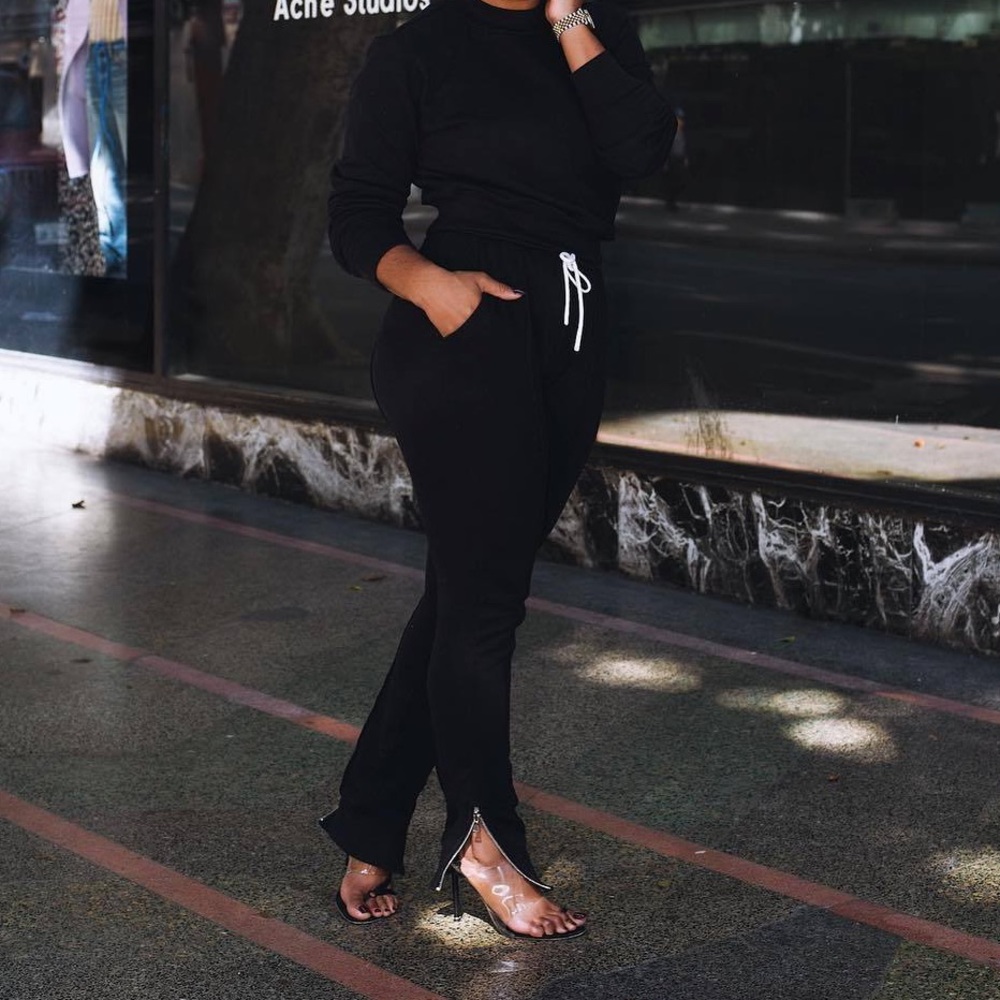 Stylish 2 piece sweat suite